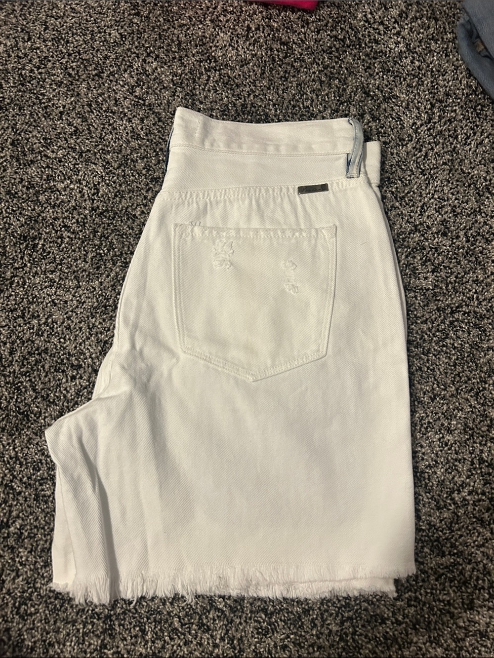 KanCan White High-Rise Denim Shorts with Raw Hem